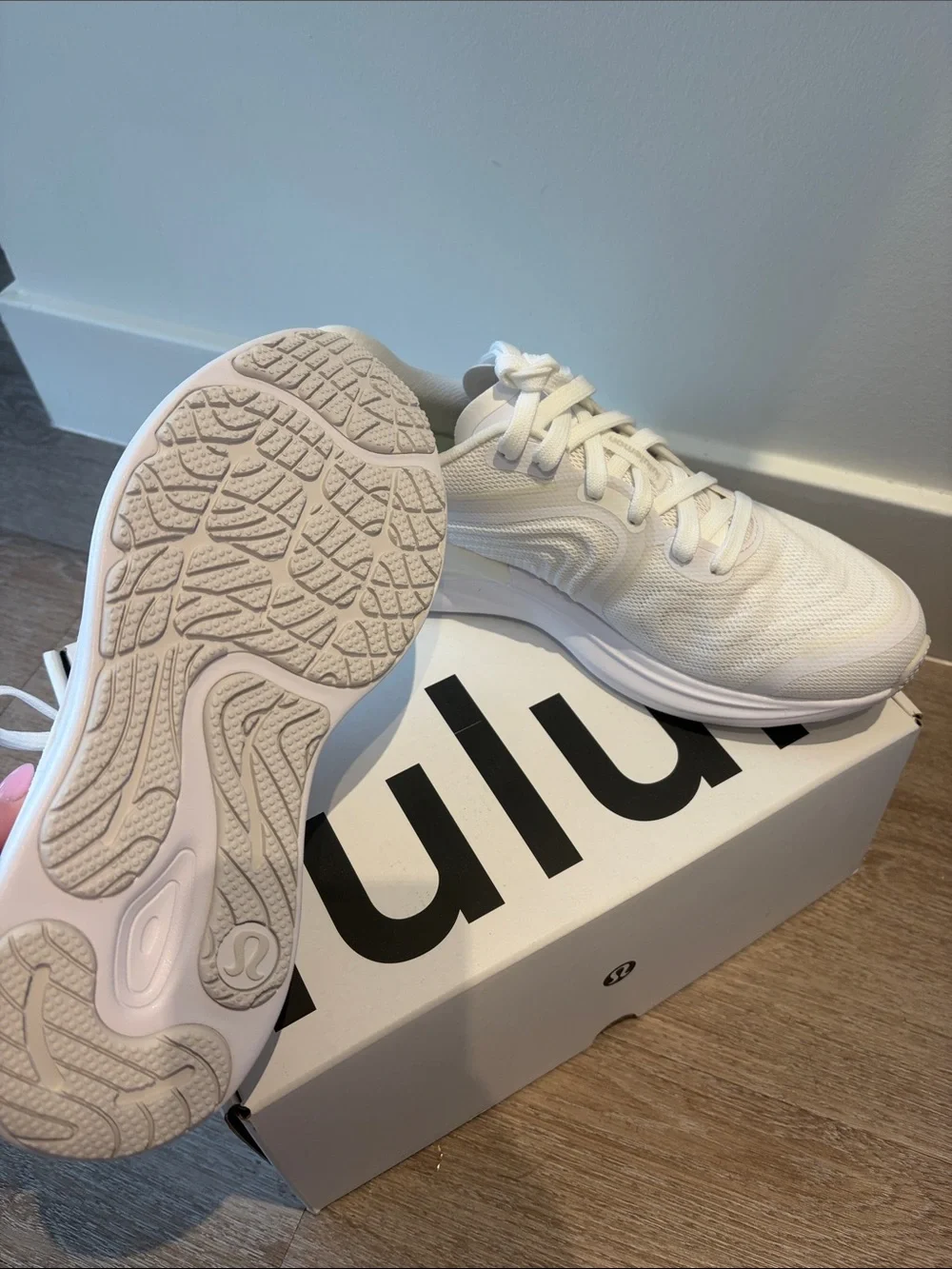 lululemon Women’s Blissfeel Run 2 Shoes - New and Never Worn